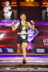 BIB: 6816
                            <button type="button" onclick="openModal(22643286)" class="btn btn-primary btn-sm float-right btn-popup" data-toggle="modal" data-target=".modal-high-quality">
                        <i class="fas fa-shopping-cart"></i> Add to Cart
                    </button>
                                            <button type="button" onclick="isThisMe(22643286, true)" class="btn btn-success btn-sm float-right btn-popup btn-isme hidden" data-toggle="tooltip" data-placement="bottom" title="นี่คือรูปของคุณใช่ไหม คลิกที่นี่เพื่อเอาเข้าอัลบั้ม">
                        <i class="fas fa-plus"></i> Add to album
                    </button>
                    <button type="button" onclick="isThisMe(22643286, false)" class="btn btn-warning btn-sm float-right btn-popup btn-isnotme hidden">
                        <i class="fas fa-ban"></i> Remove from album
                    </button>